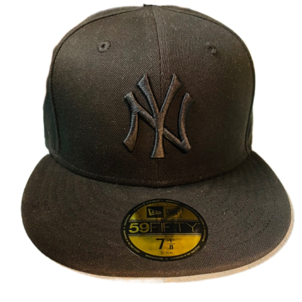 NEW ERA 59 FIFTY FITTED NEW YORK YANKEES HAT 7 1/8 BLACK NWT